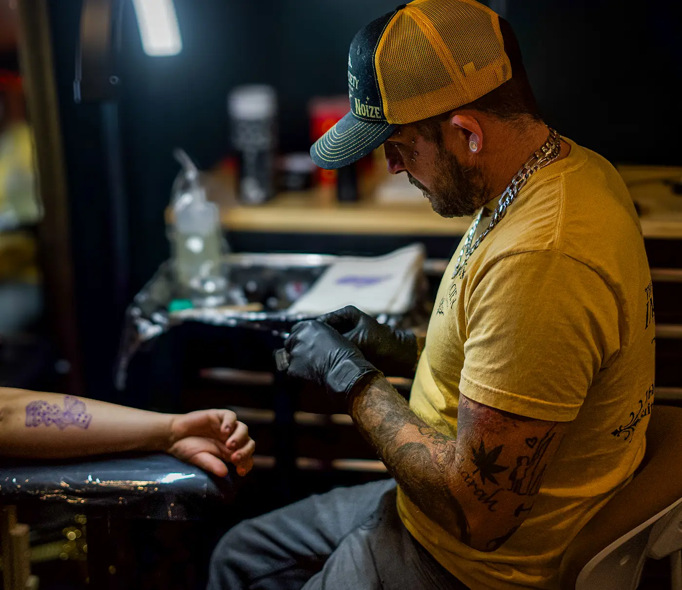 Noize Pierce, professional tattoo & piercing artist